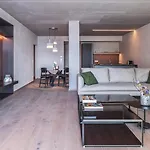 Arua Private 山林小屋