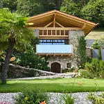 Arua Private 山林小屋
