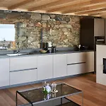 Arua Private 梅拉诺