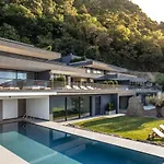 Arua Private 山林小屋 *