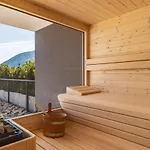 Arua Private 山林小屋 *