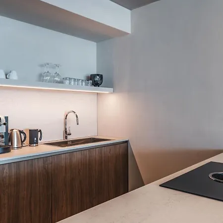 Arua Private Деревянный коттедж *