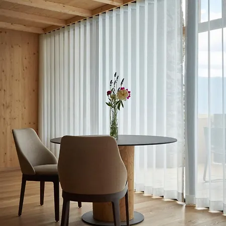 Arua Private Деревянный коттедж Мерано