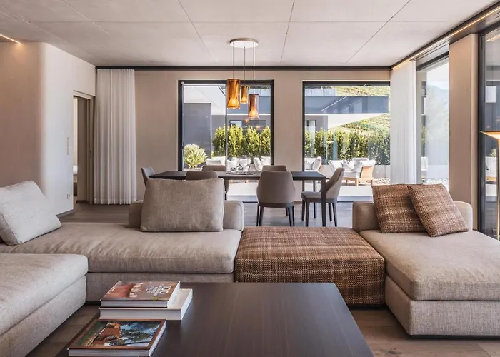 Дерев'яний котедж Arua Private